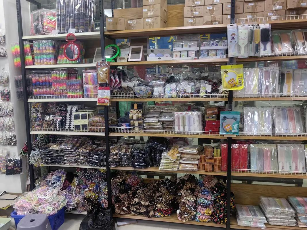 专注批发，品质先行 从日用百货到木材销售的一站式实体经营